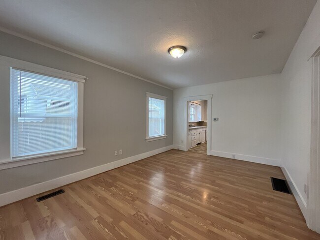 Building Photo - Bright and Open Home with Flexible Living Spaces and an Expansive Backyard