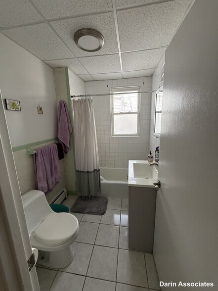 Building Photo - 112 Thurston St