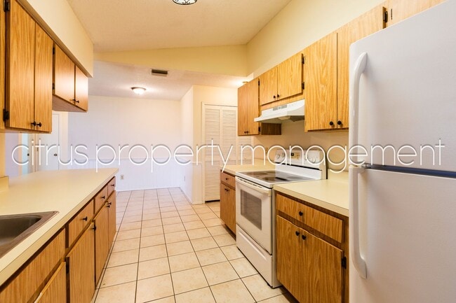 Building Photo - 3/2 Home in Alafaya Woods