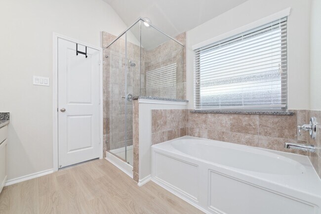Building Photo - 20231 Moonlight Falls Ct