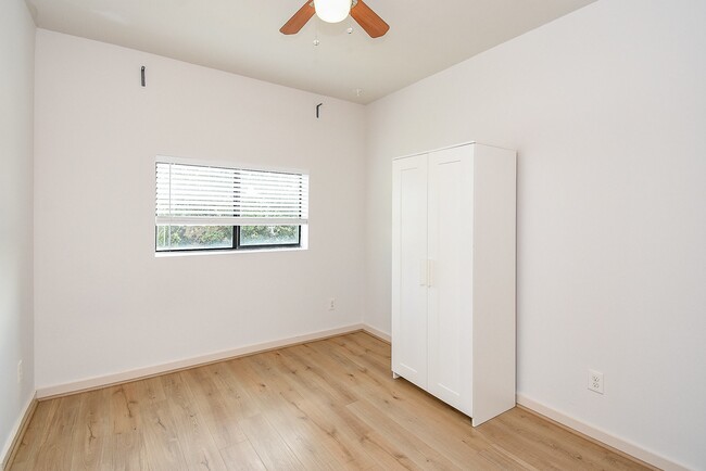 Building Photo - 4106 McKinney St