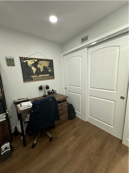 office/downatairs bedroom - 1950 Bayberry Dr