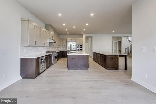 Building Photo - 6921 Renita Ln