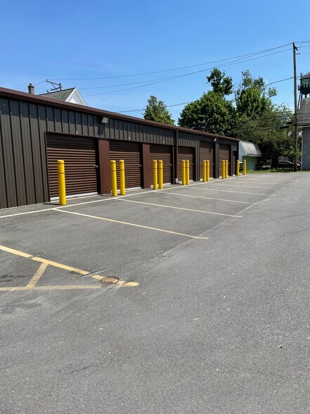 Rear Parking - 926 Washington Blvd