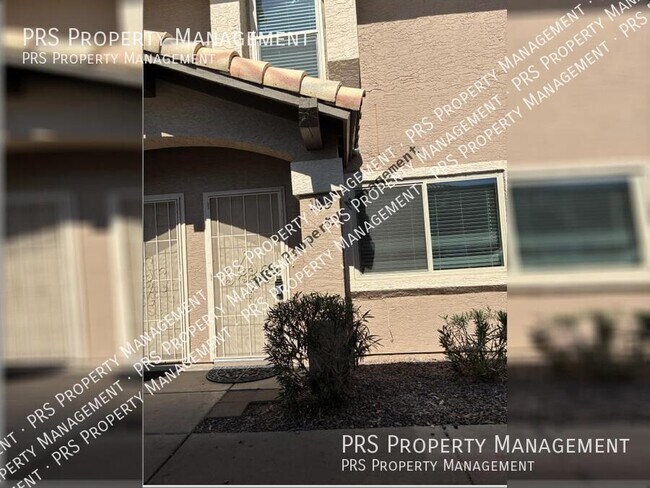 Building Photo - 3005 E Cicero St