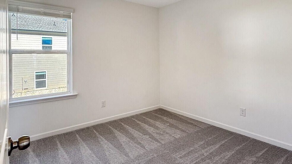 Building Photo - 130 Red Maple Wy