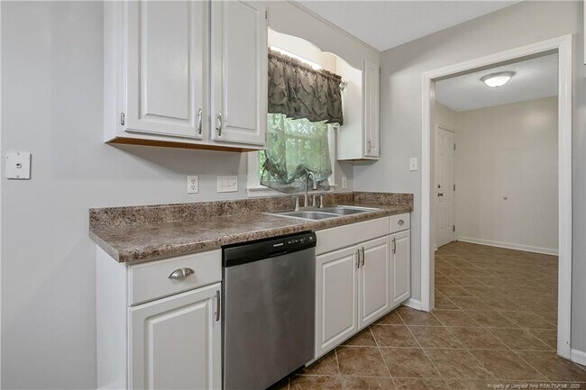 Building Photo - 3970 Loufield Dr