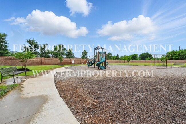 Building Photo - 2871 Amelia Ln