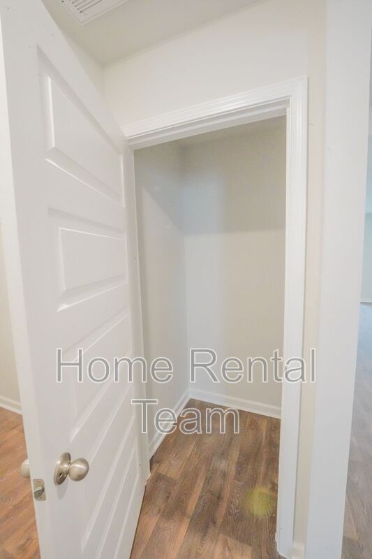 Building Photo - 431 Coconut Dr