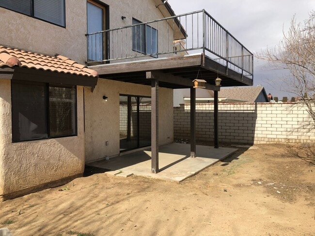 Building Photo - Spring Valley Lake Home