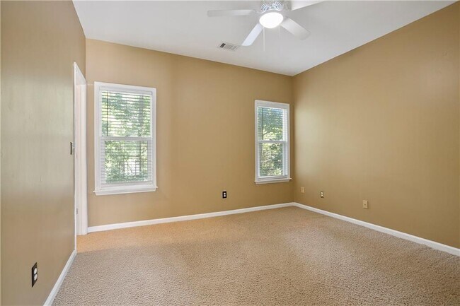 Building Photo - 5465 Derby Chase Ct