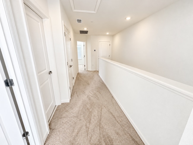 Building Photo - 4540 Orchard View Aly