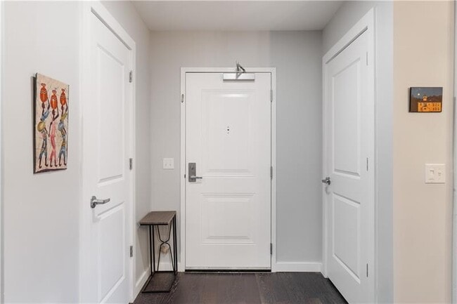 Building Photo - 2545 Penn Ave