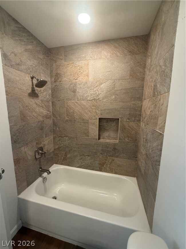 Building Photo - 1502 Christina Dr