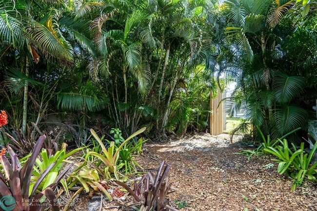 Building Photo - 633 Ocean Inlet Dr
