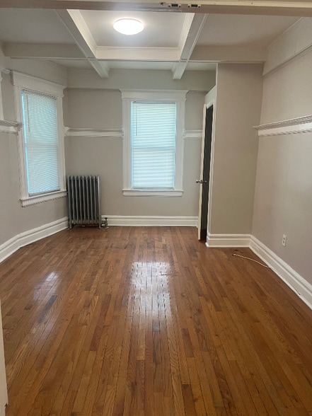 Building Photo - 63 Coit St