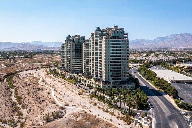 Building Photo - 9101 Alta Dr
