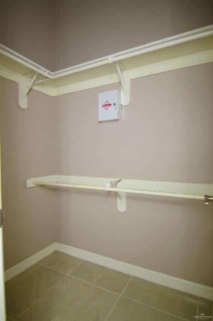 Building Photo - 15 Regal Dr