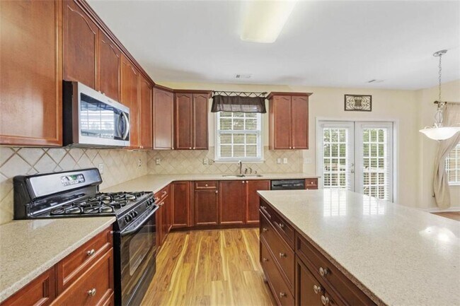 Building Photo - 773 Van Briggle Path NE