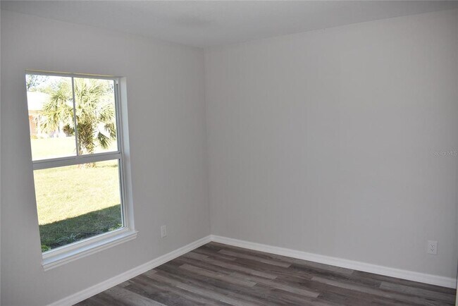 Building Photo - 2736 Ananas Rd