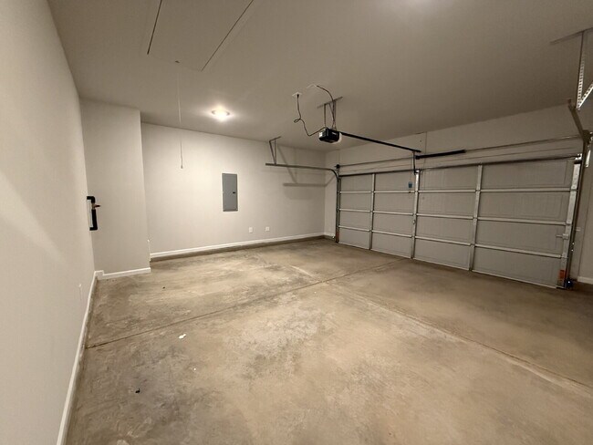 Building Photo - "NEWLY BUILT- Spacious 4-Bedroom Haven with Granite Elegance and Cozy Fireplace in Harvest"