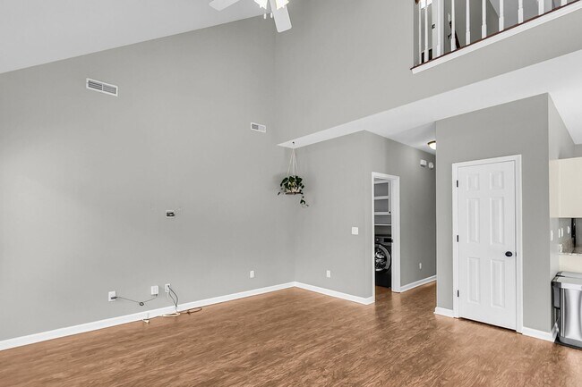 Building Photo - Coastal Convenience in the Heart of Mount Pleasant