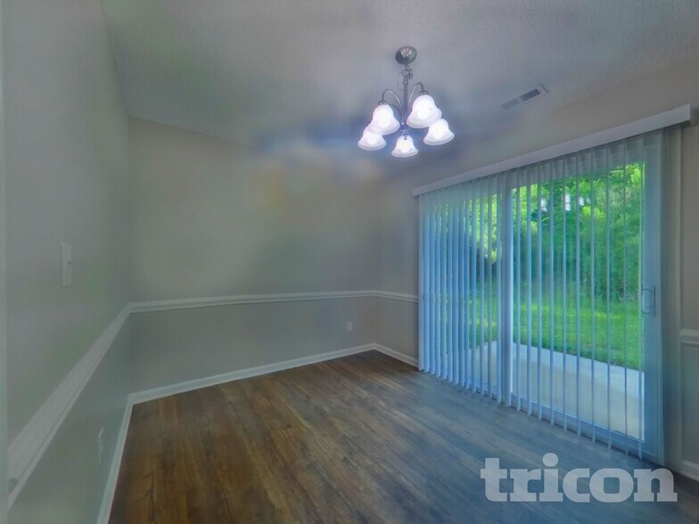 Building Photo - 3052 Westwinds Ct