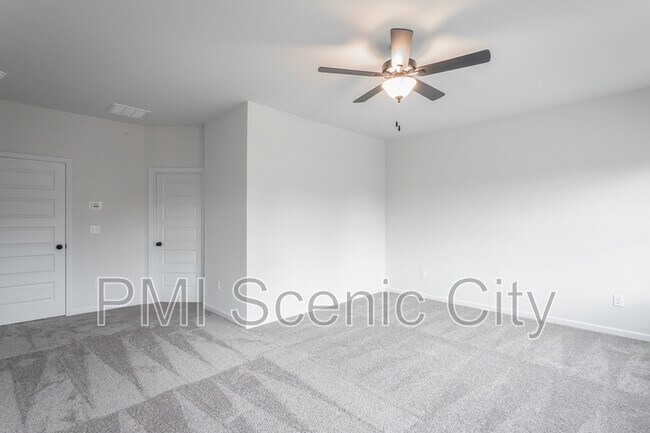 Building Photo - 9437 Cavalier Wy