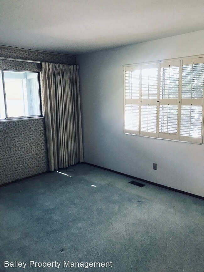 Building Photo - 2 br, 1.5 bath House - 49 Grandview