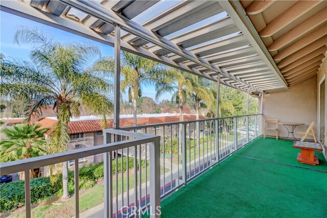 Building Photo - 881 Via Mendoza