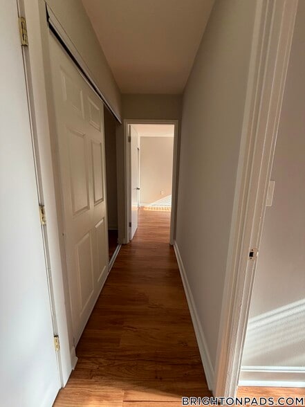 Building Photo - 9 Bronsdon St