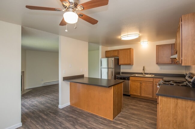 Interior Photo - Valley Vista