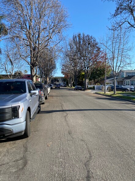 Street View - 1953 19th St