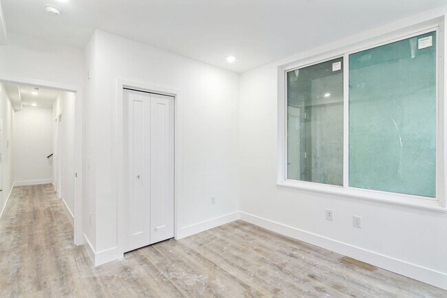 Building Photo - 1520-22 N 8th St
