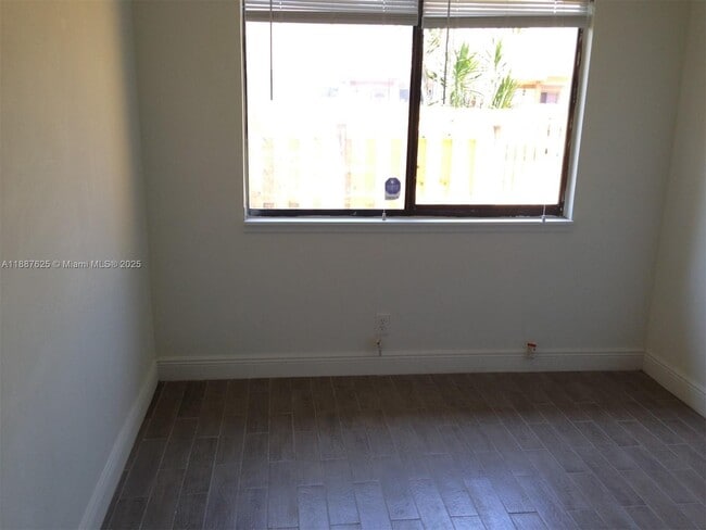 Building Photo - 11153 NW 37th St