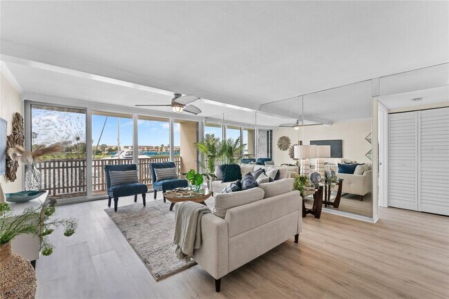 Building Photo - 450 Treasure Island Causeway