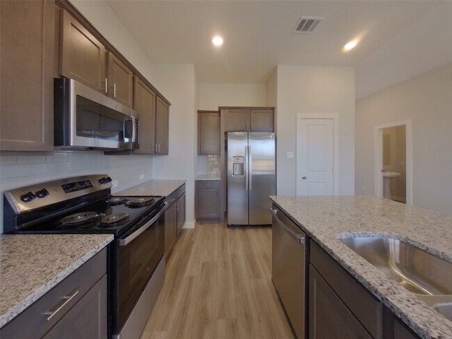 Building Photo - 2331 Cohorn Trl