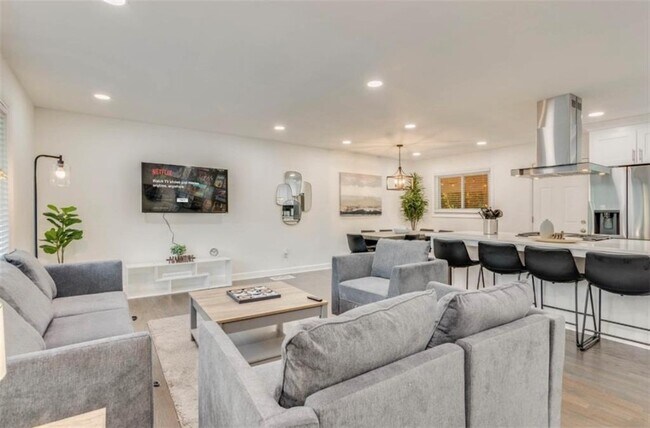 Building Photo - 3490 Turner Heights Dr