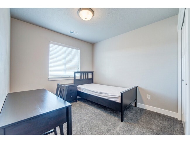 Building Photo - 1155 Independence Ave