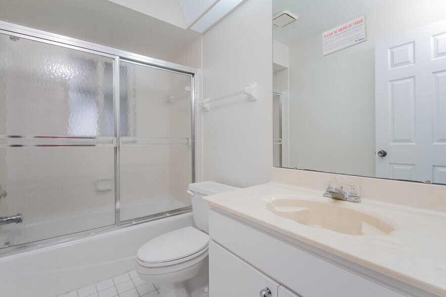Building Photo - 2877 48th Way E