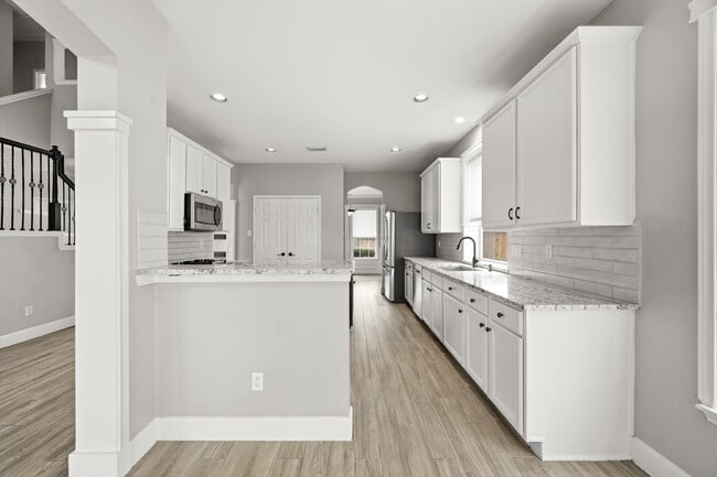 Building Photo - 7531 Fall Creek Bend Ct