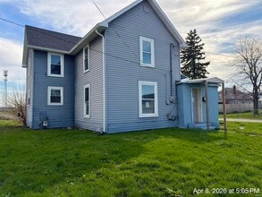 Building Photo - 131 W Lordeman St