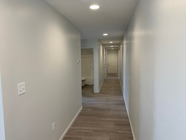Building Photo - 3973 N 150 W