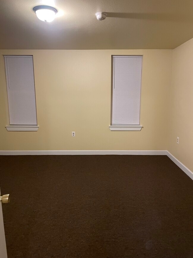 Building Photo - 610 Spruce St