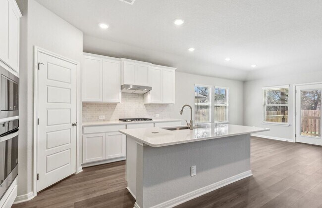 Building Photo - 17027 Blaise Ter