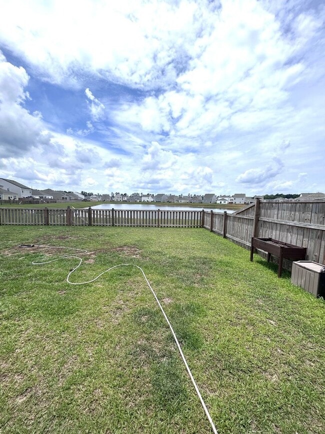 Building Photo - Spacious 4BR Ranch Home in Cane Bay!