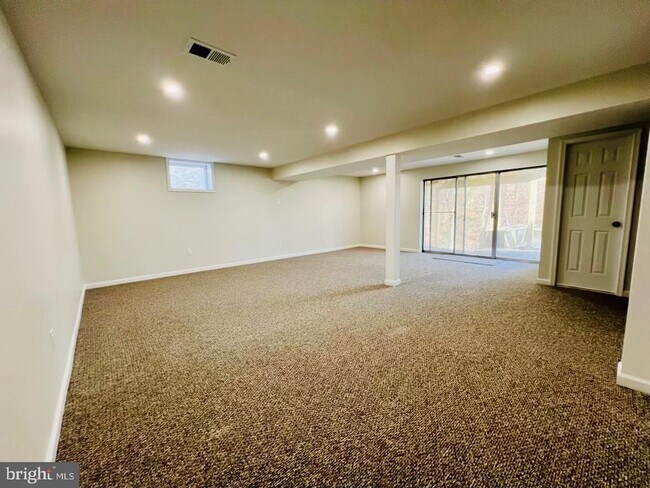 Building Photo - 13515 Reid Cir