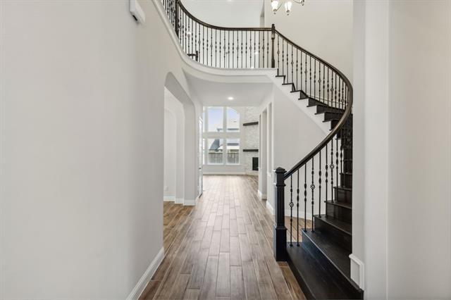 Building Photo - 2409 Maidenhair Rd