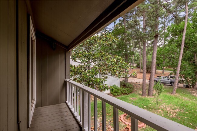 Building Photo - 208 Waters Edge