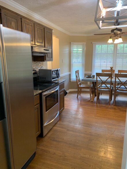 Building Photo - 7788 Pintail Dr